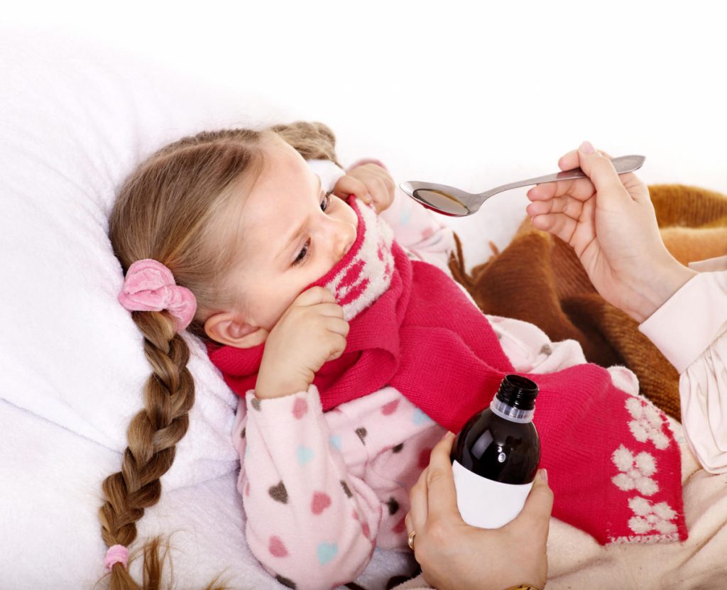 Φάρμακα για βήχα και κρυολόγημα στο παιδί: Απαντήσεις σε 5 συχνές ερωτήσεις