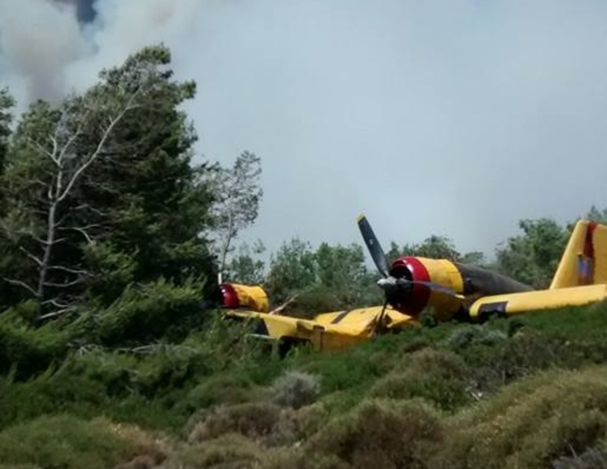 Φωτιές: Αναγκαστική προσγείωση καναντέρ στο Φαρακλό Λακωνίας – Δείτε φωτό!