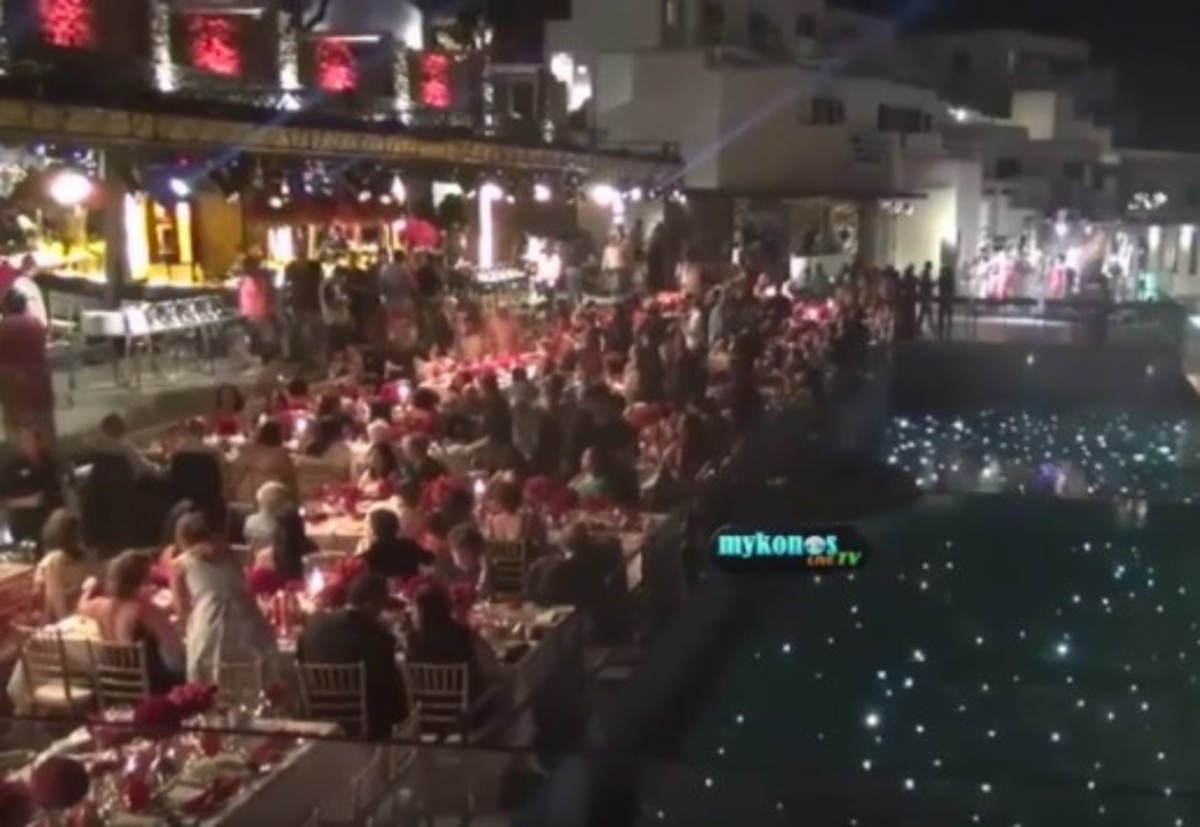 Παραμυθένιος γάμος στη Μύκονο