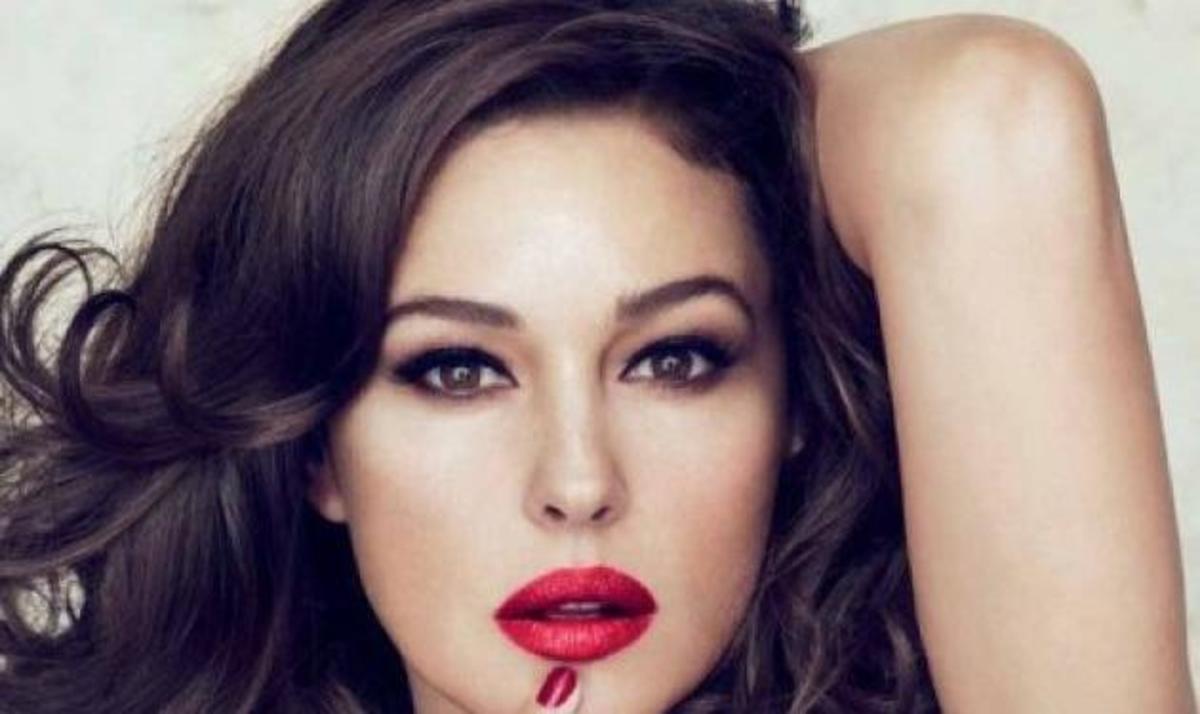 Αυτές είναι οι 10 πιο σέξι φωτογραφίσεις της Monica Bellucci