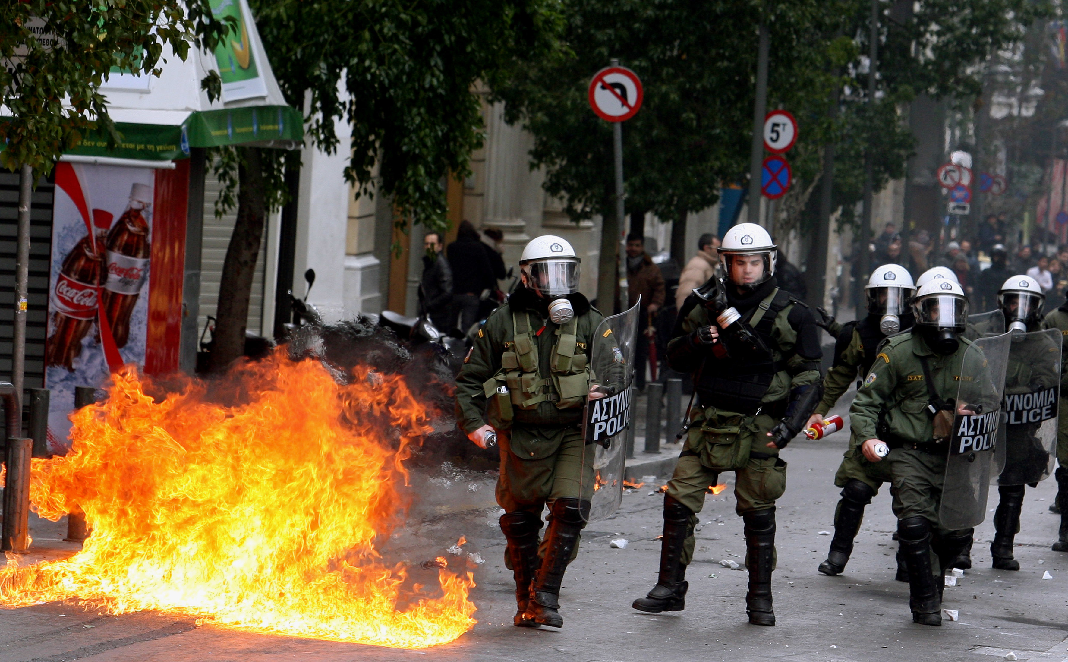 “Μνημόνιο καταστολής πλήθους”: Στρατιωτικές δυνάμεις εναντίον διαδηλωτών -Τι ισχύει