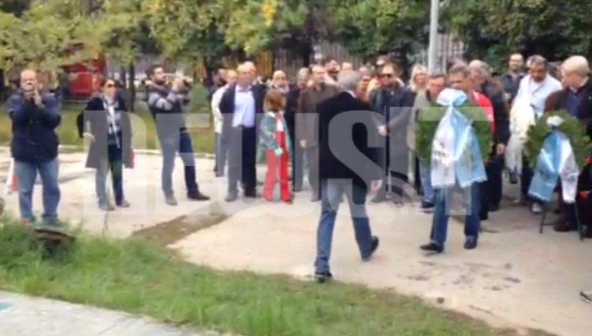 Κατάθεση στεφάνων στο Πολυτεχνείο