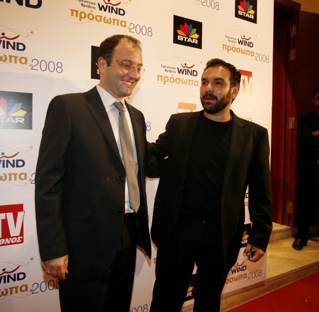 Ο Σάκης Αρναούτογλου μιλά στο Newsit για τα… άσχημα καιρικά φαινόμενα στην ΕΡΤ