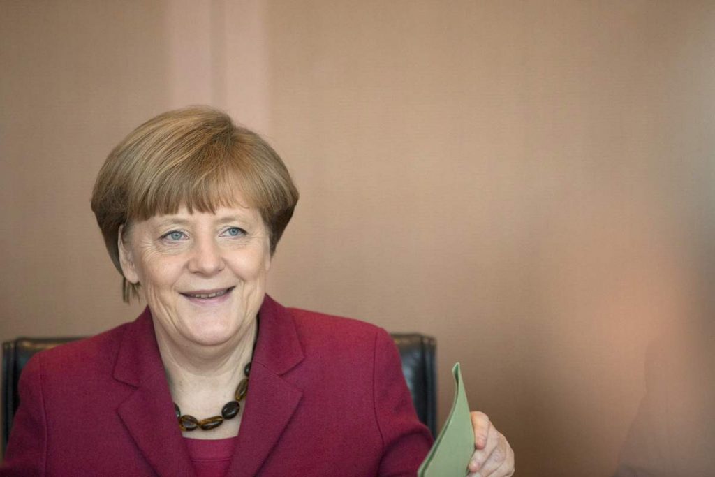 Σόιμπλε: Ο χρόνος σας τελειώνει – Μέρκελ: Δεν έχω ακόμα πρόσκληση για πενταμερή