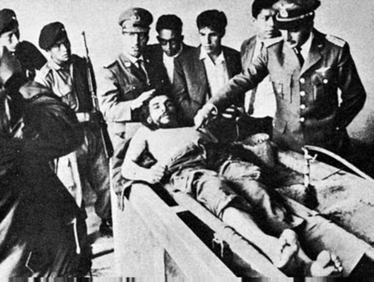 Τα “αμερικανικά άλμπουμ εκτελέσεων” των “κακών” και η πλαστή φωτογραφία του Λάντεν!