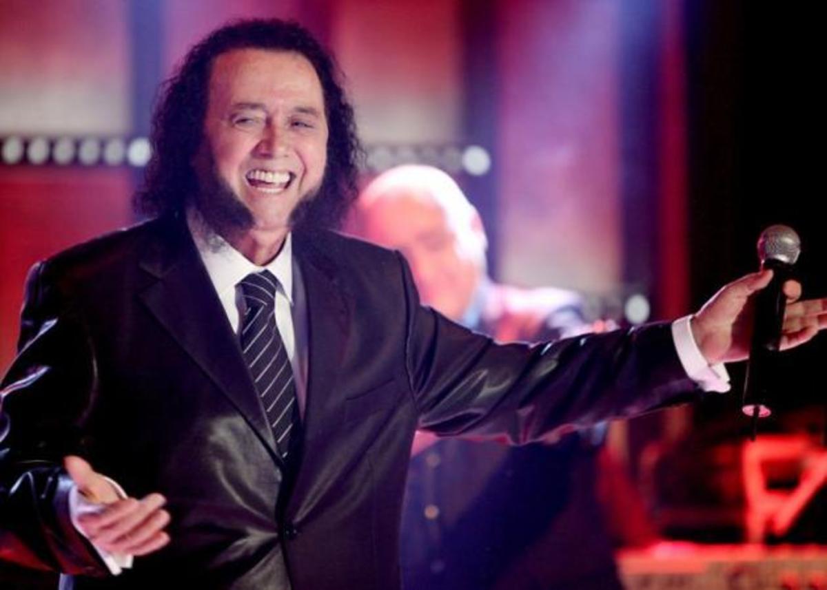 Σταμάτης Κόκοτας: Ποιος του ζήτησε να ξυρίσει τις φαβορίτες του;