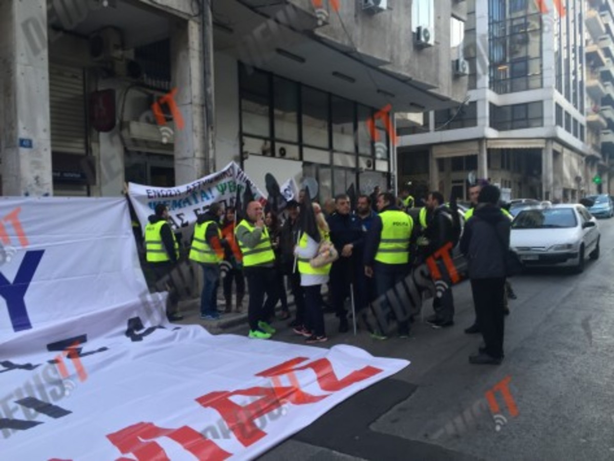 Διαμαρτυρία αστυνομικών με κατάληψη