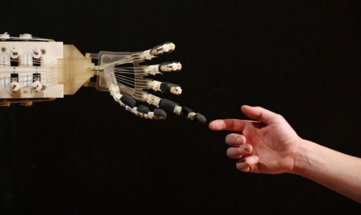 Ανθρωποειδές ρομπότ εκπαιδεύει τους νέους γιατρούς [vid]