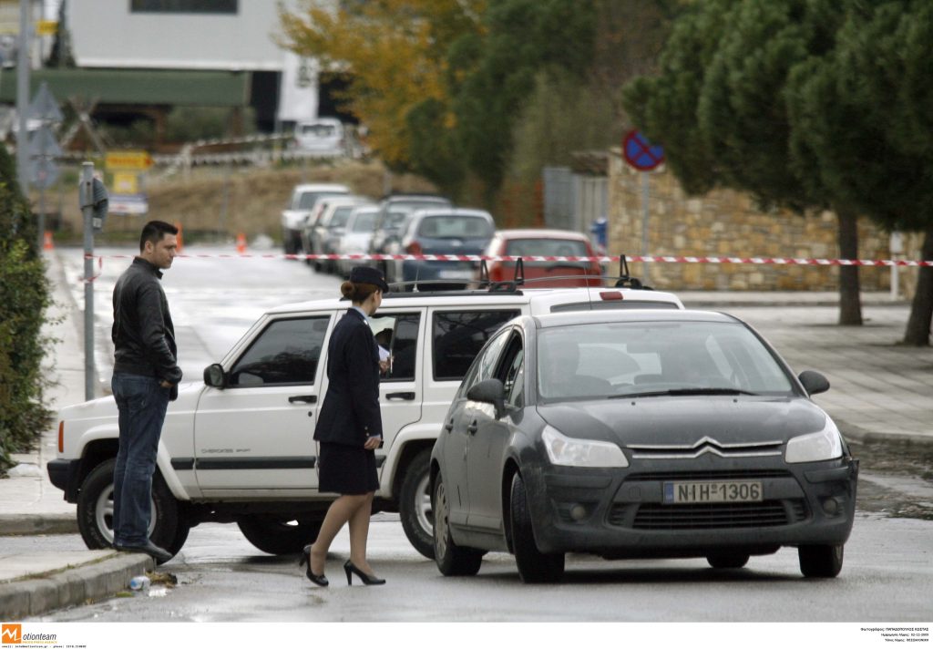 Μεσσήνη: Την φίμωσαν και την έβαλαν στο πορτ παγκάζ – Σώθηκε από τους γείτονες που κάλεσαν την αστυνομία