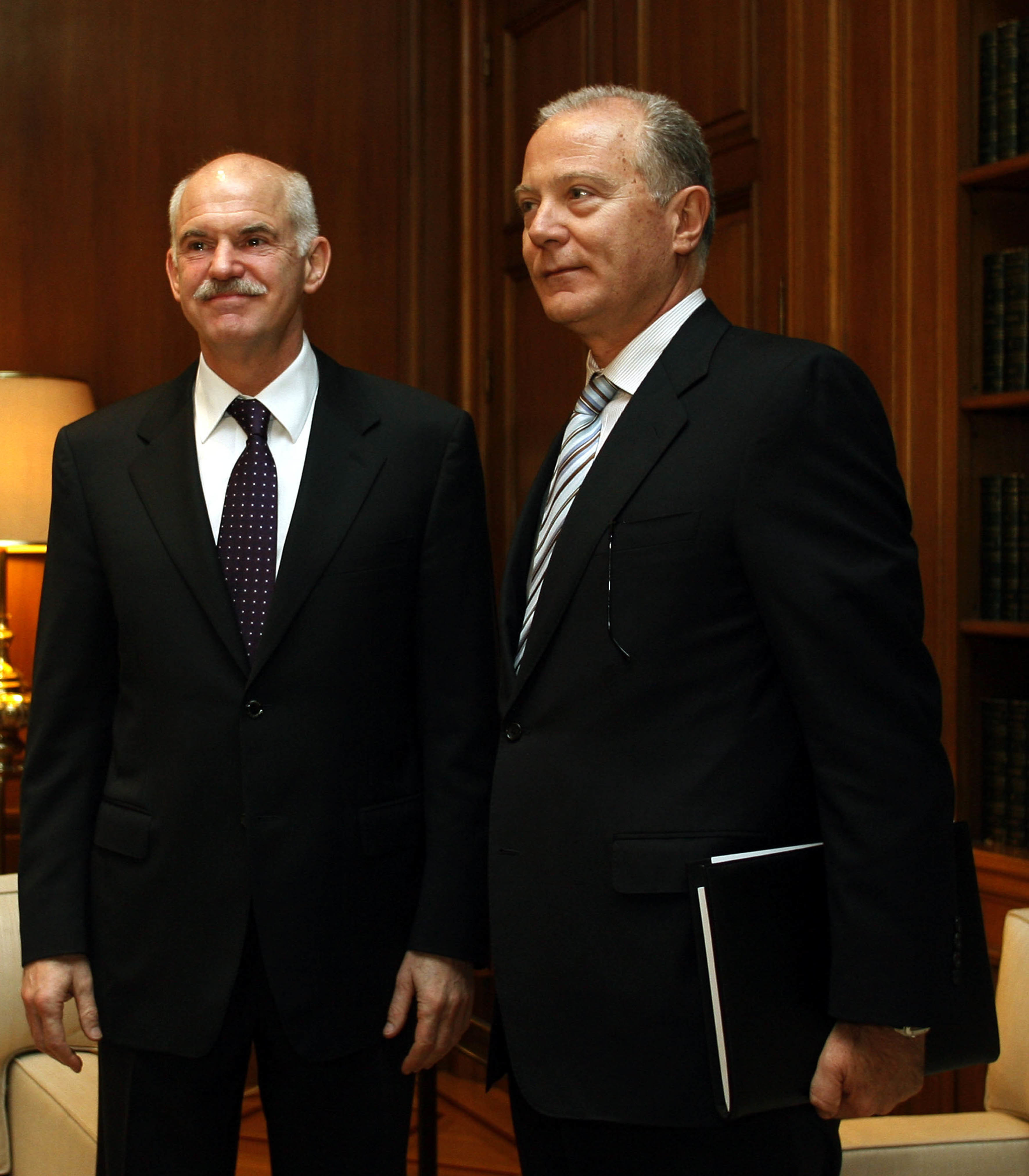 Διοικητής τράπεζας της Ελλάδος: Ή αλλαγές ή… δράματα!