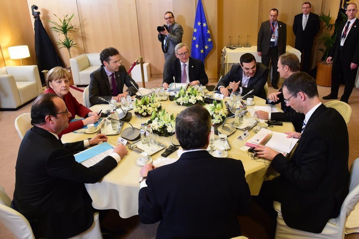 Θρίλερ! Γάλλοι και Γερμανοί δεν επιβεβαιώνουν την τριμερή συνάντηση Τσίπρα – Μέρκελ – Ολάντ!