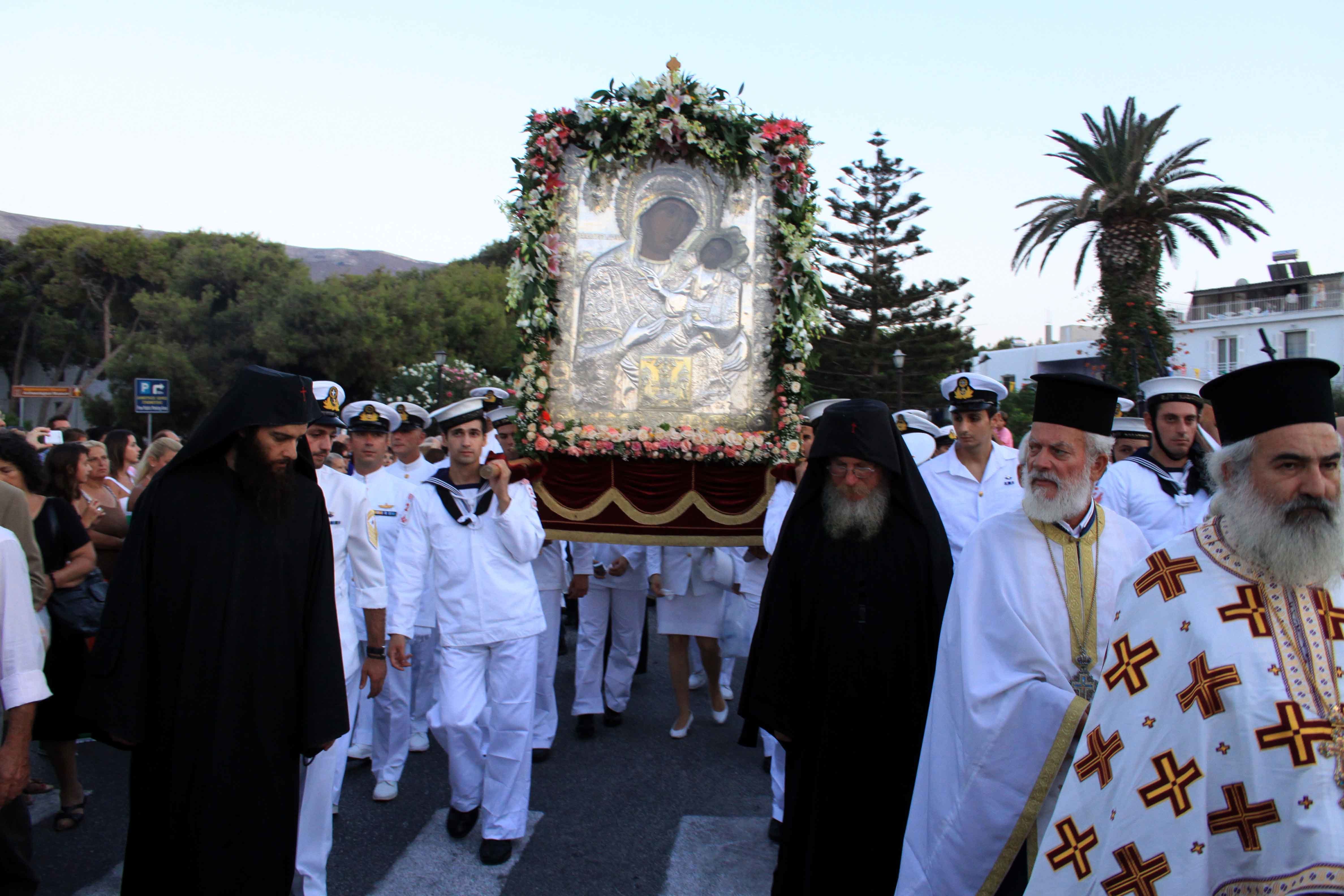 Πού θα περάσουν τον Δεκαπενταύγουστο οι πολιτικοί αρχηγοί