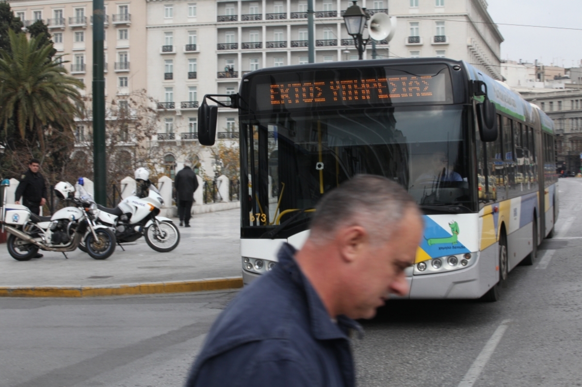 Ολο το απεργιακό πρόγραμμα στα ΜΜΜ – “Δεν συζητάμε επίταξη”, λέει η κυβέρνηση