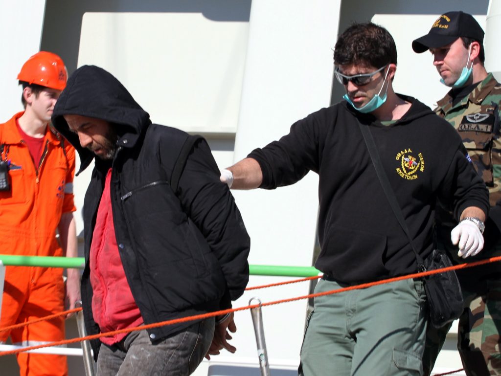 Γιάννενα: Μόλις κατέβηκαν από το πλοίο τους ανάγκασαν να γυρίσουν πίσω