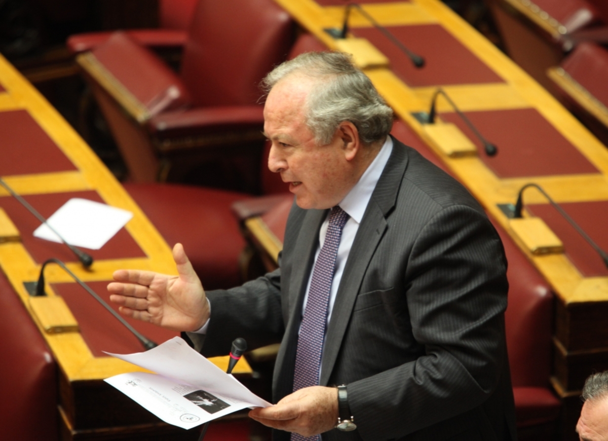 Στη Βουλή η δικογραφία για την υπερτιμολόγηση 5 πυροσβεστικών ελικοπτέρων