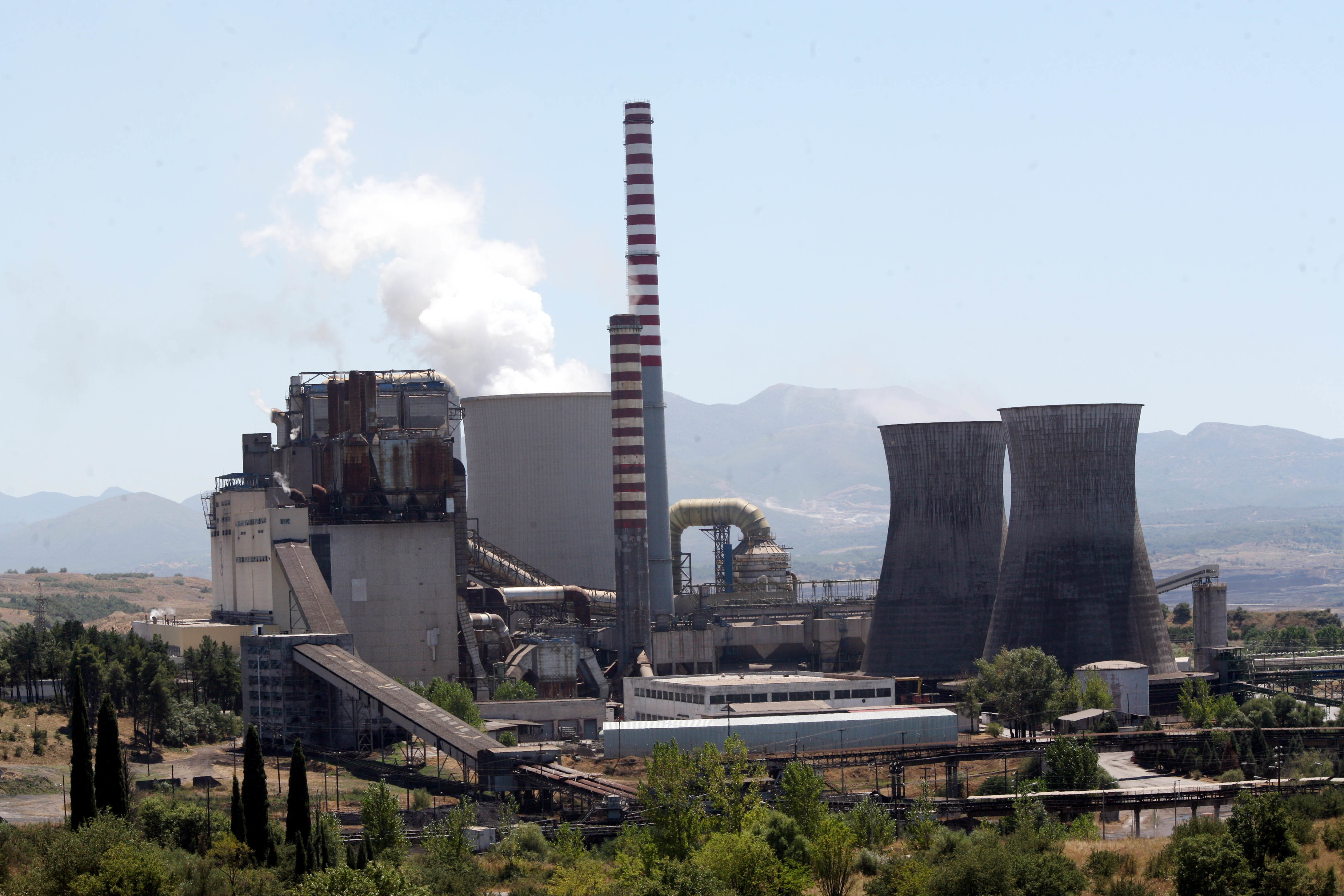 “Η κυβέρνηση επιλέγει το δρόμο του αυταρχισμού”