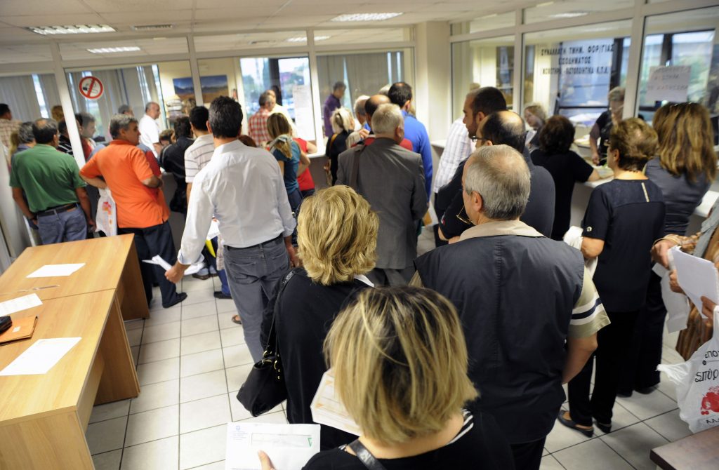 Παράταση έως τις 30/04 για τις ληξιπρόθεσμες οφειλές