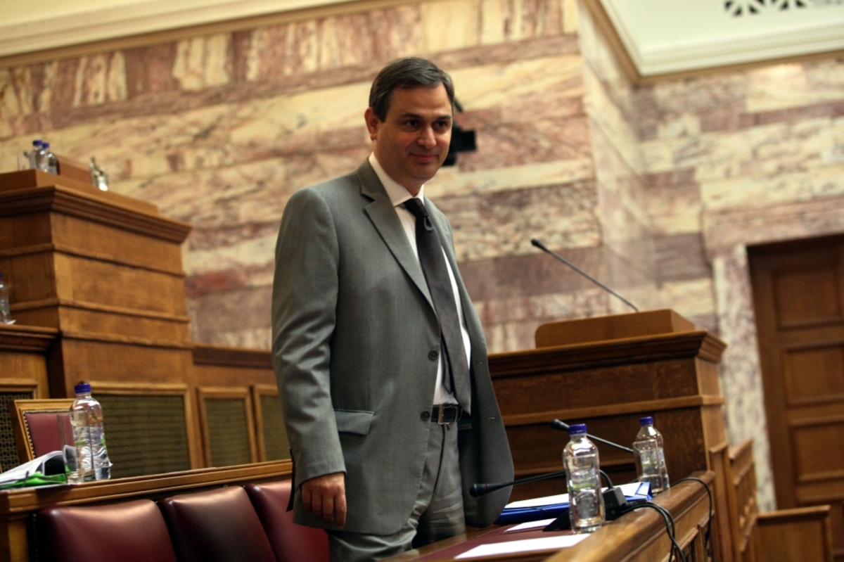 Σαχινίδης: “Όσοι δεν πληρώνουν φόρους δεν θα εξυπηρετούνται από το Δημόσιο”