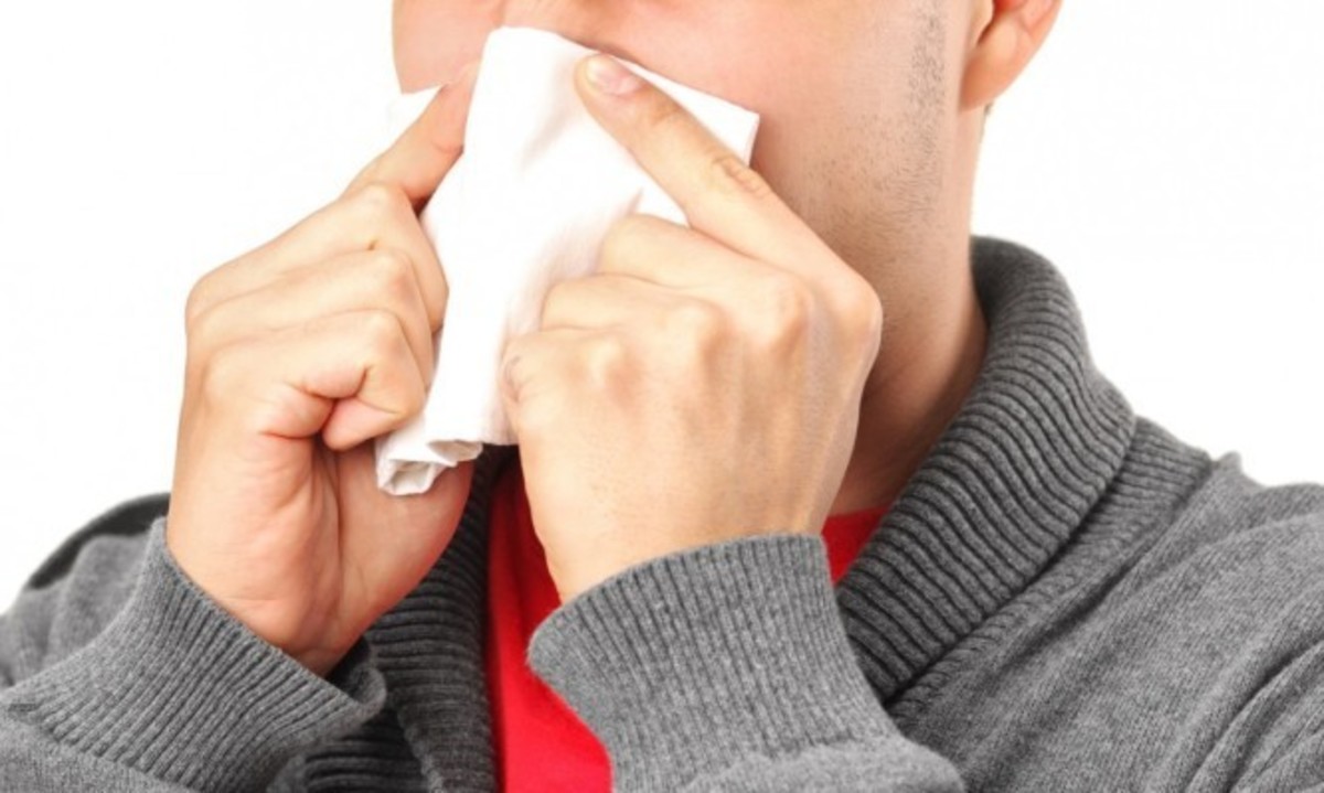 Γιατί “τρέχει” η μύτη σας ακόμα και χωρίς να έχετε αρρωστήσει [vid]