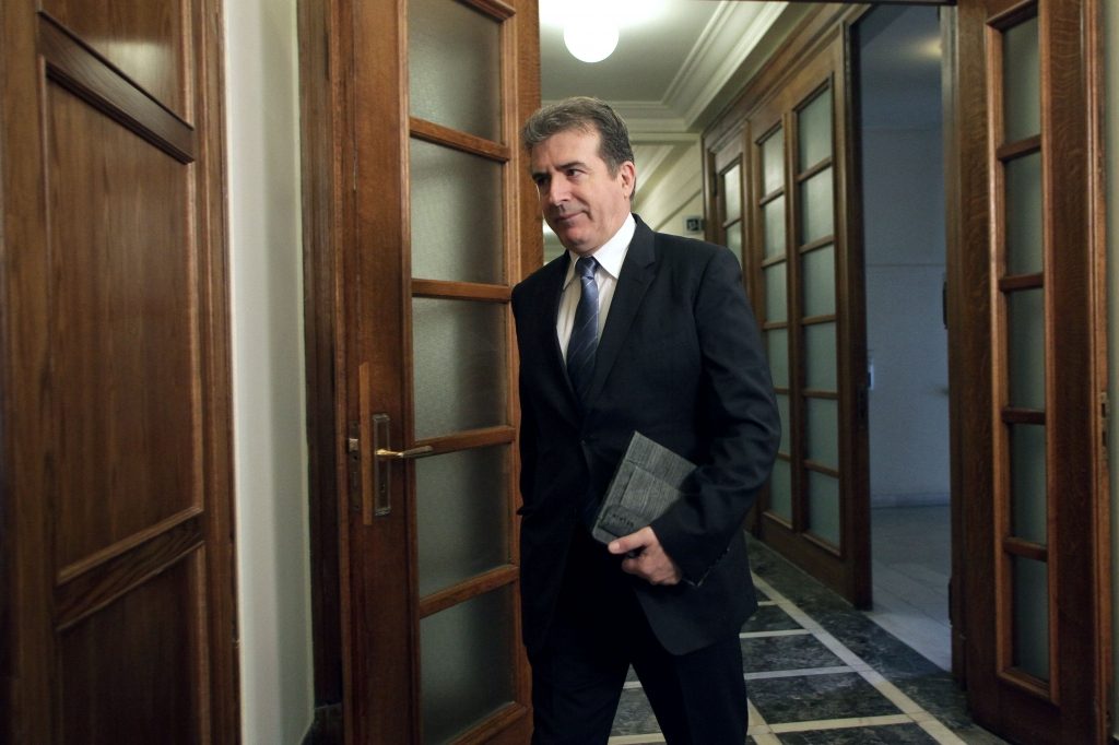 Χρυσοχοϊδης: Ο πρώτος που θέτει υποψηφιότητα για Πρόεδρος του ΠΑΣΟΚ