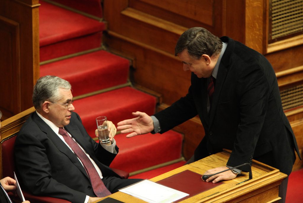 Κυνική δήλωση: Επιδίωξή μας είναι να μην κοπούν και άλλο οι μισθοί, όχι δέσμευση!