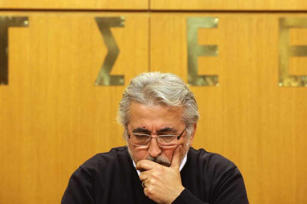 “Να μην βρέχουν τα παντελόνια τους οι υπουργοί όταν συνομιλούν με Μέρκελ και Σαρκοζί”