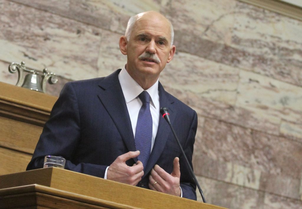 Επιμένει ο Παπανδρέου:”Το κούρεμα θα γίνει με πραγματικές κοινές μετοχές” – Βενιζέλος: Την απόφαση θα πάρουν αύριο όλοι οι πολιτικοί αρχηγοί!