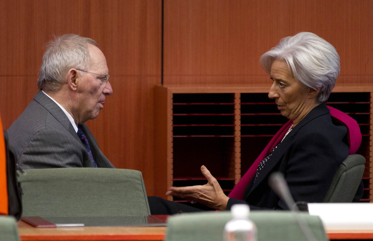 Κύκλοι ΔΝΤ: Ακατανόητο το όχι των Γερμανών στο ελληνικό αίτημα – Θετική η πρώτη αντίδραση της Κομισιόν – Η άρνηση Σόιμπλε πάγωσε τους πάντες!