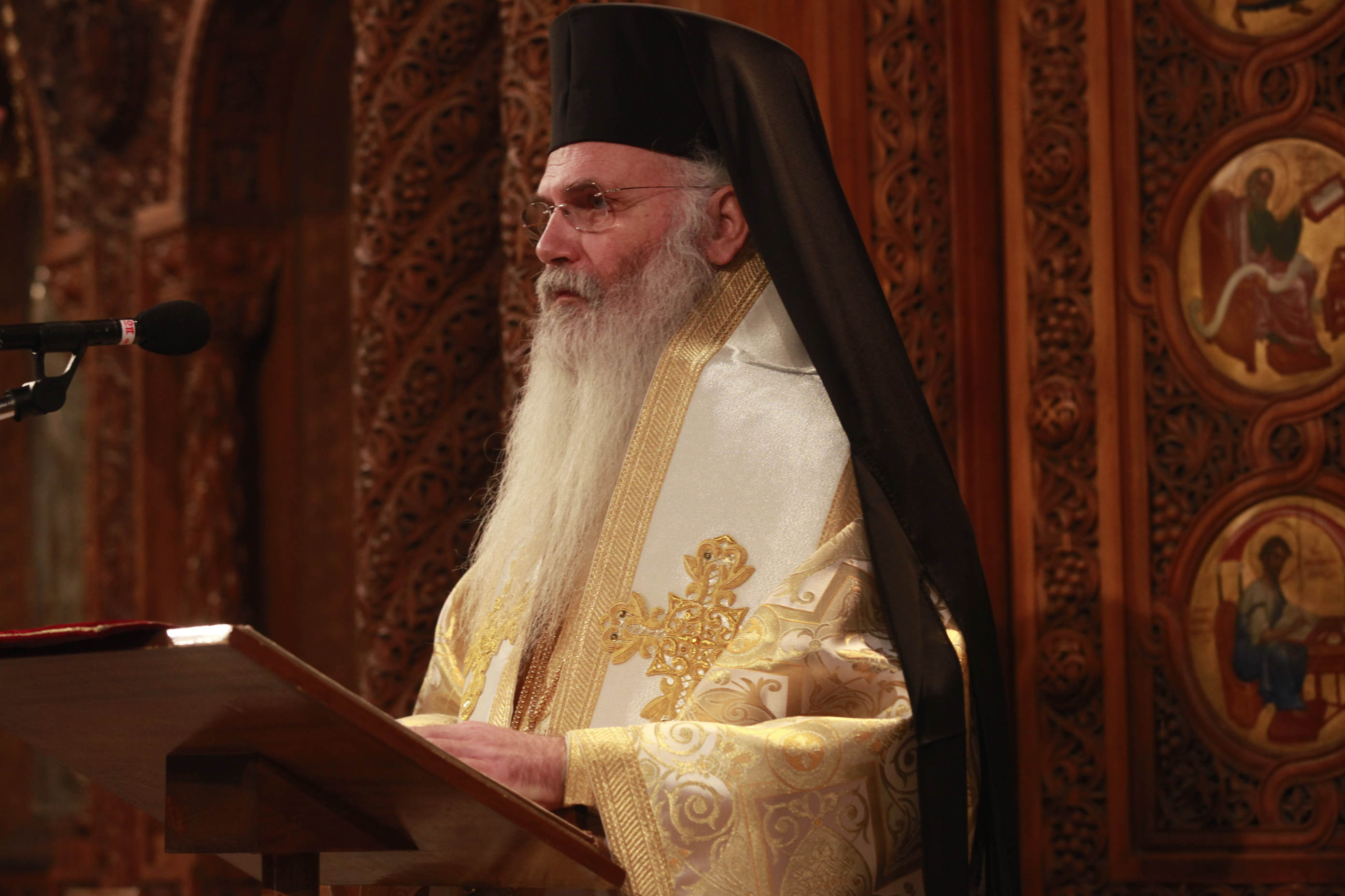 Σκληρή επιστολή του Μητροπολίτη Μεσογαίας στον Αρχιεπίσκοπο