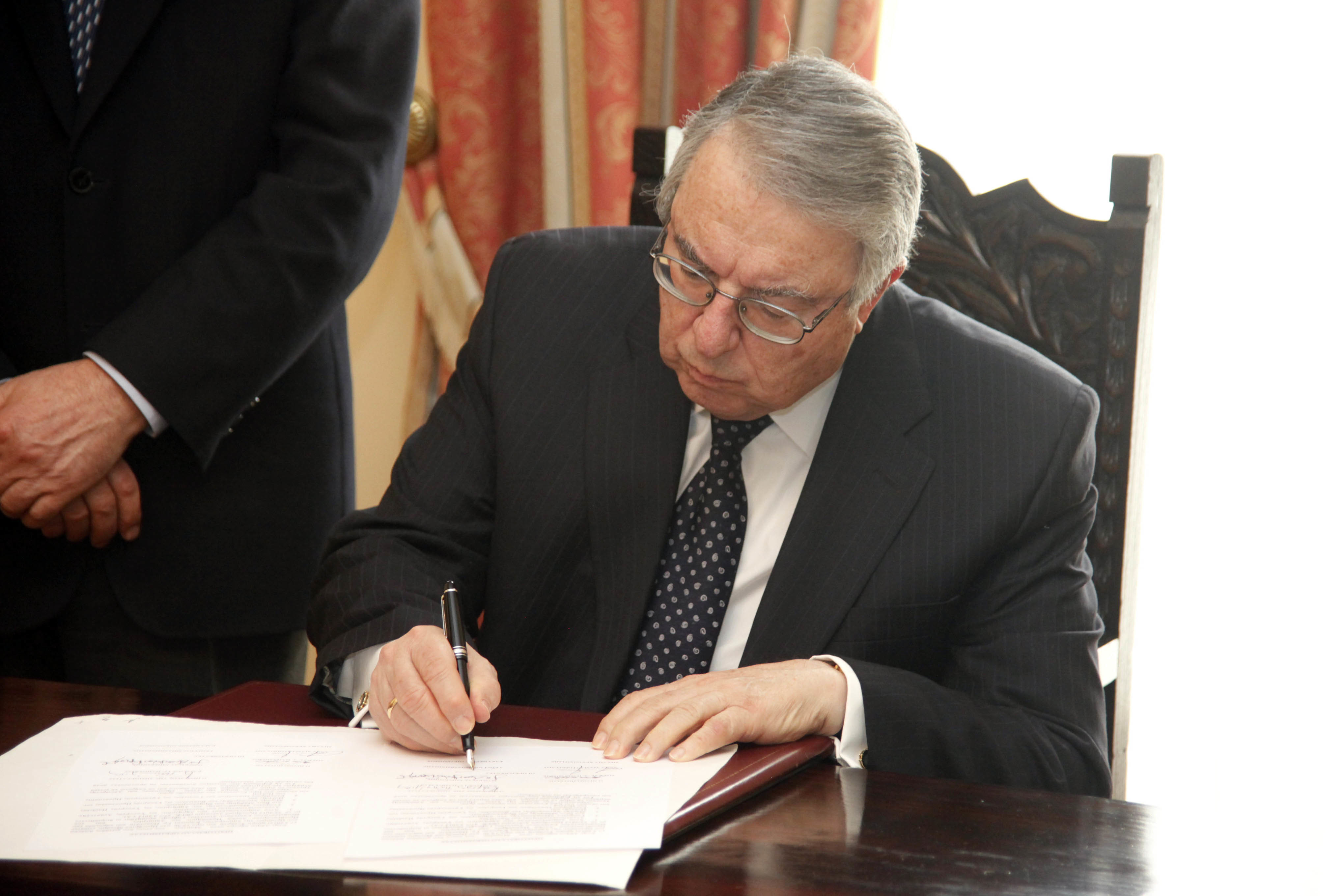 Το μήνυμα Μπαμπινιώτη σε όλους τους εκπαιδευτικούς