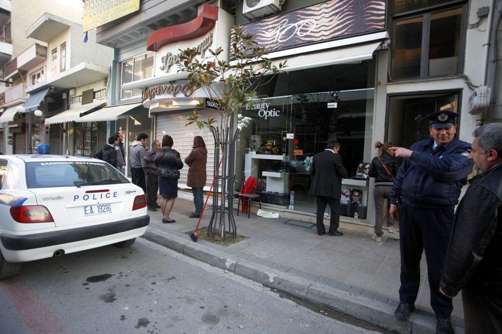 Λήστεψαν την ΔΟΥ Αμαρουσίου