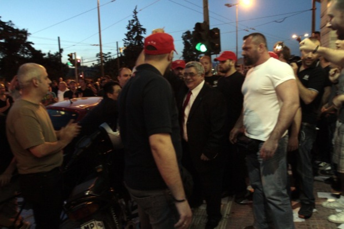 Η δημοσιογράφος που ύψωσε τη φωνή της στα …λεβεντόπαιδα της Χρυσής Αυγής καταθέτει την προσωπική της εμπειρία