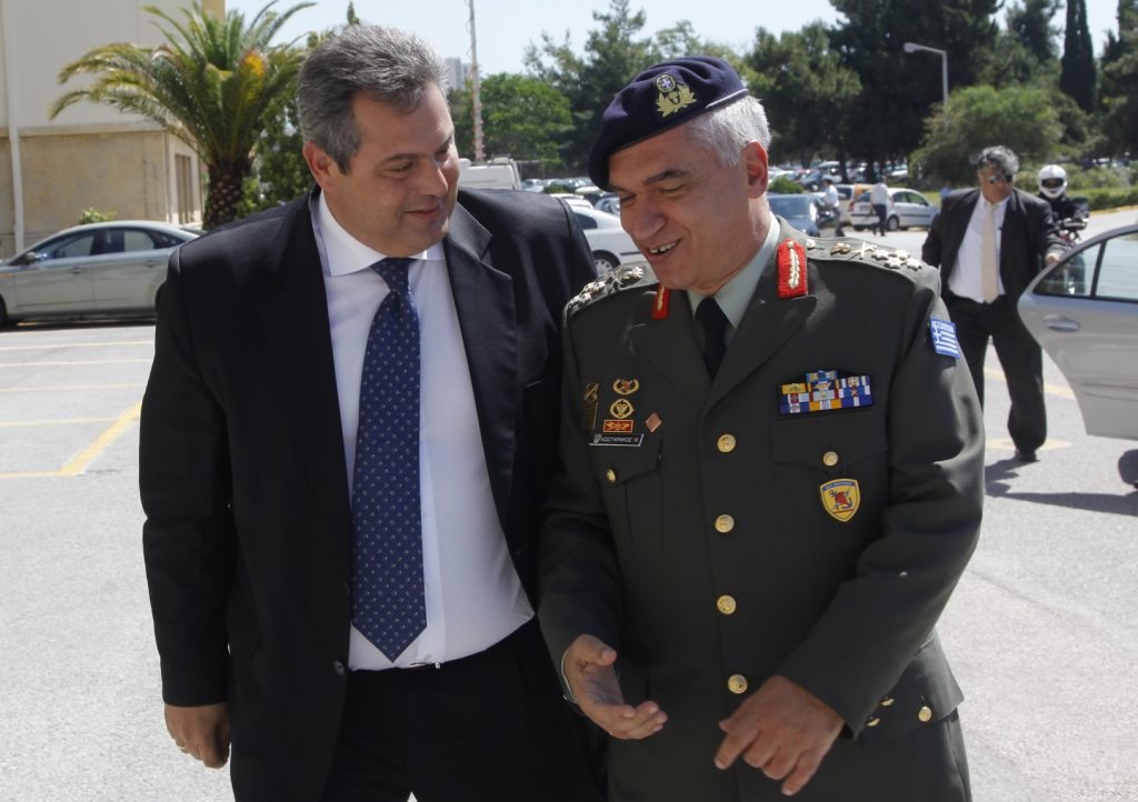 Ο ΠΑΝΟΣ ΚΑΜΜΕΝΟΣ ΣΤΟ ΠΕΝΤΑΓΩΝΟ