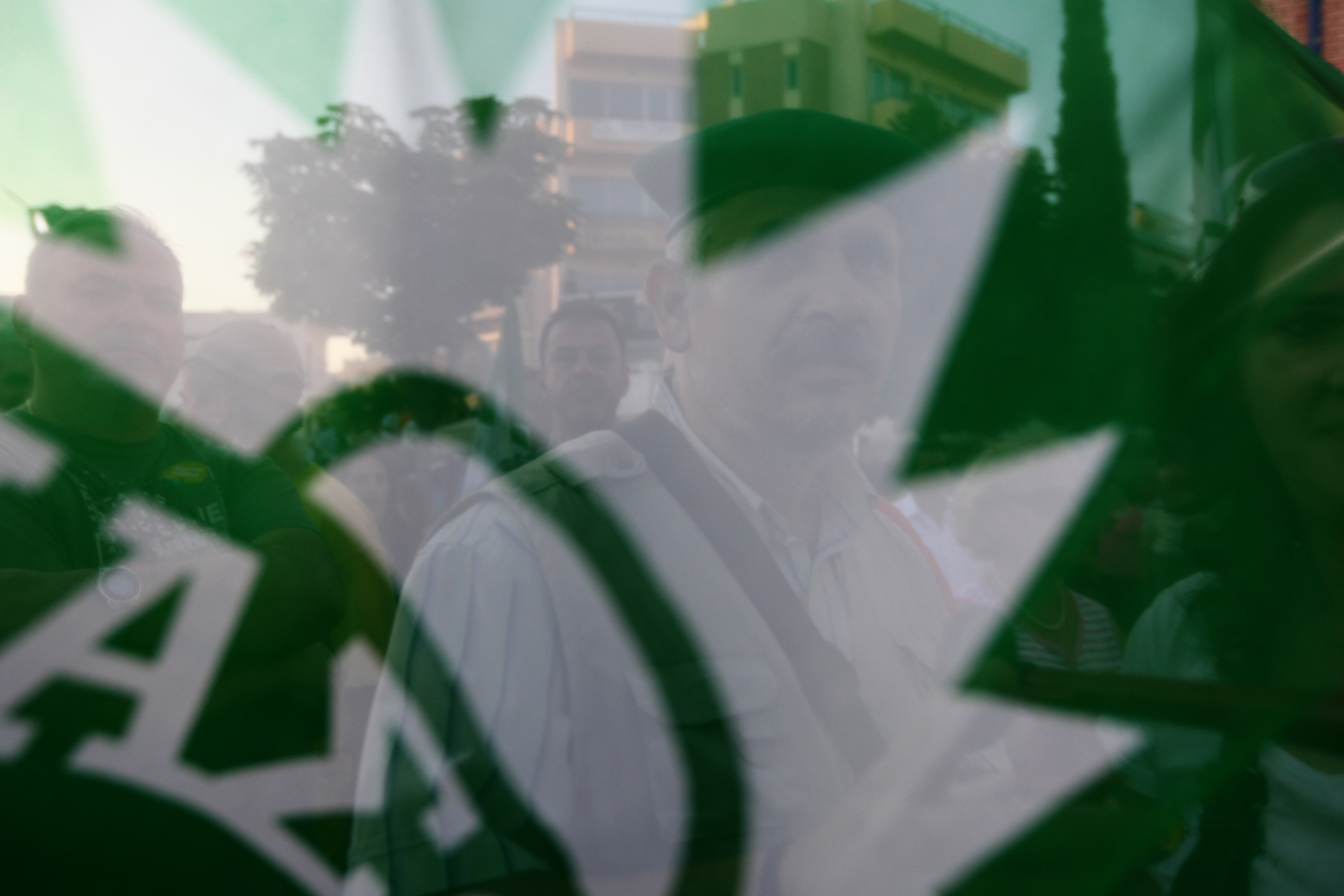 Το ΠΑΣΟΚ αλλάζει όνομα