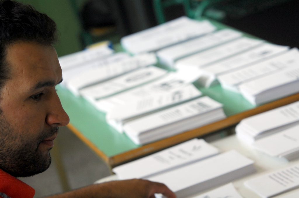 Σε ποιές ηλικίες προηγείται ο ΣΥΡΙΖΑ και σε ποιές η ΝΔ