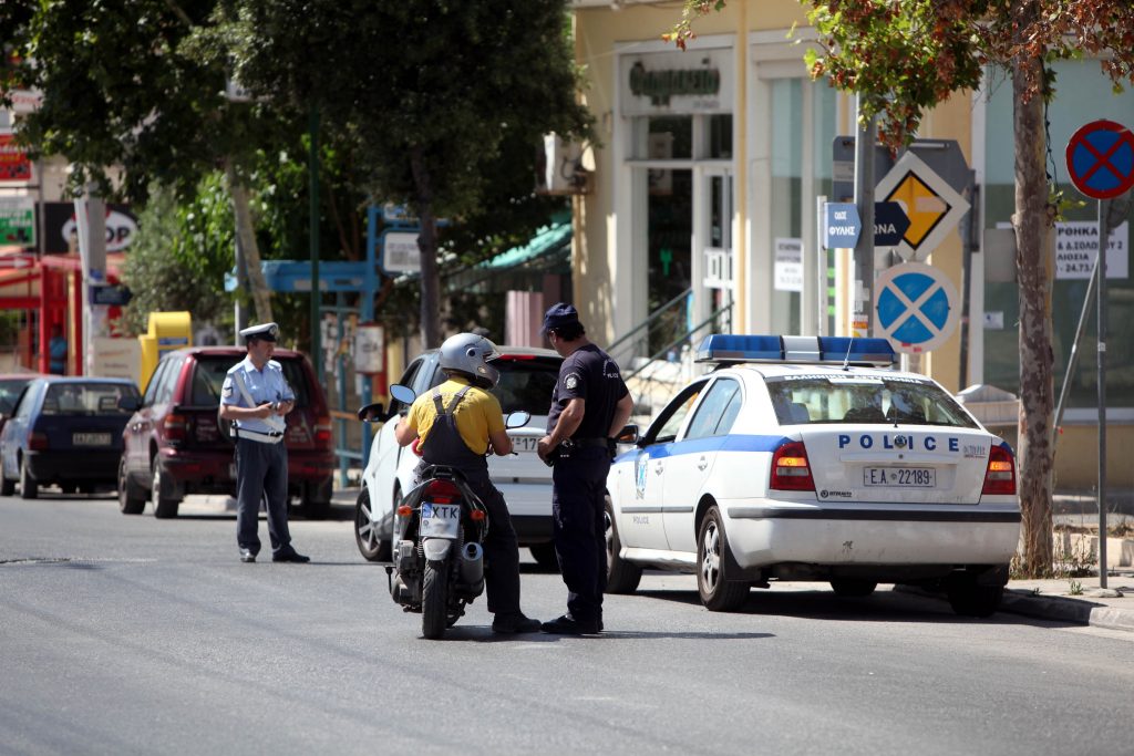 Εισβολή σε μονοκατοικία στο Χαλάνδρι τα χαράματα