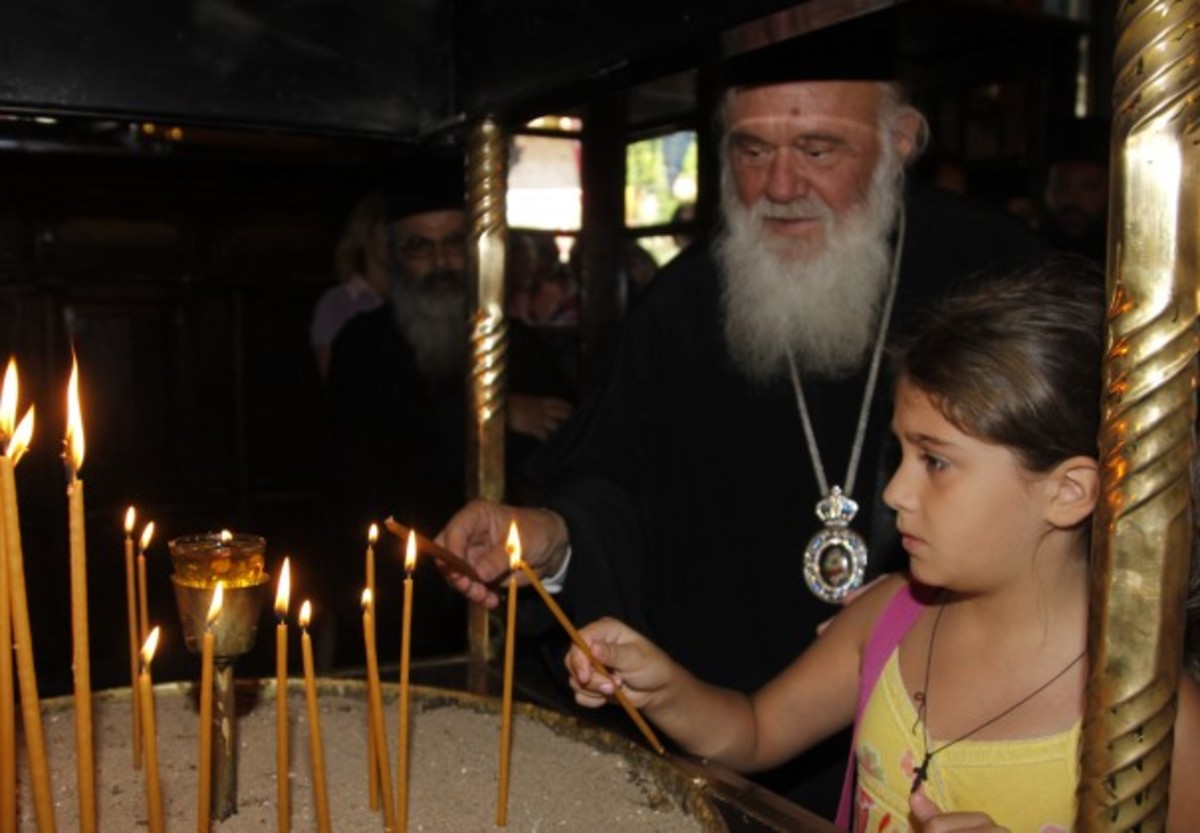 Το «τρίποντο» του Αρχιεπισκόπου στην φιλανθρωπία