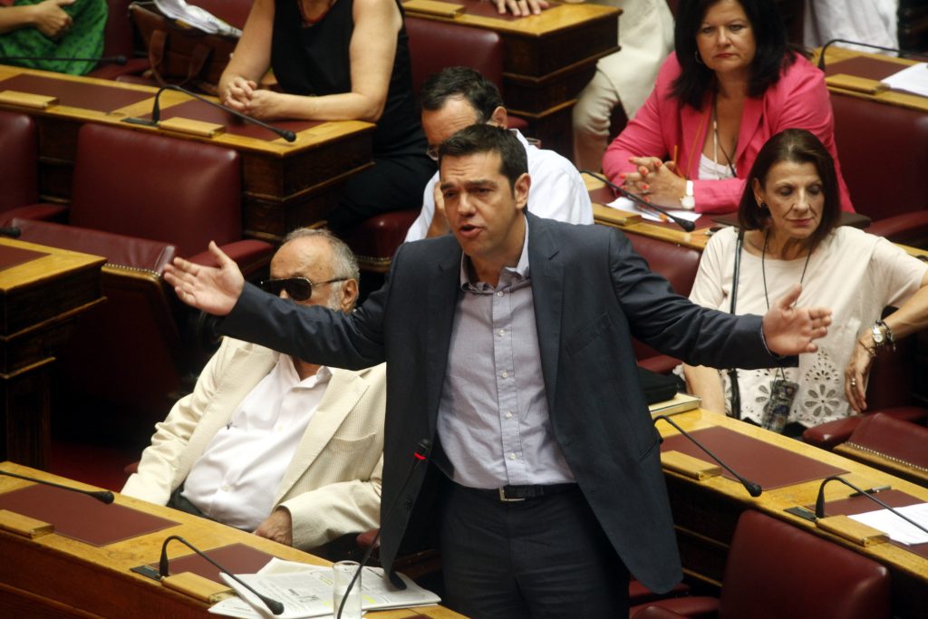 Τσίπρας:Καλύτερα να γινόμασταν Αργεντινή – Σφοδρή αντιπαράθεση με Στουρνάρα στην Βουλή