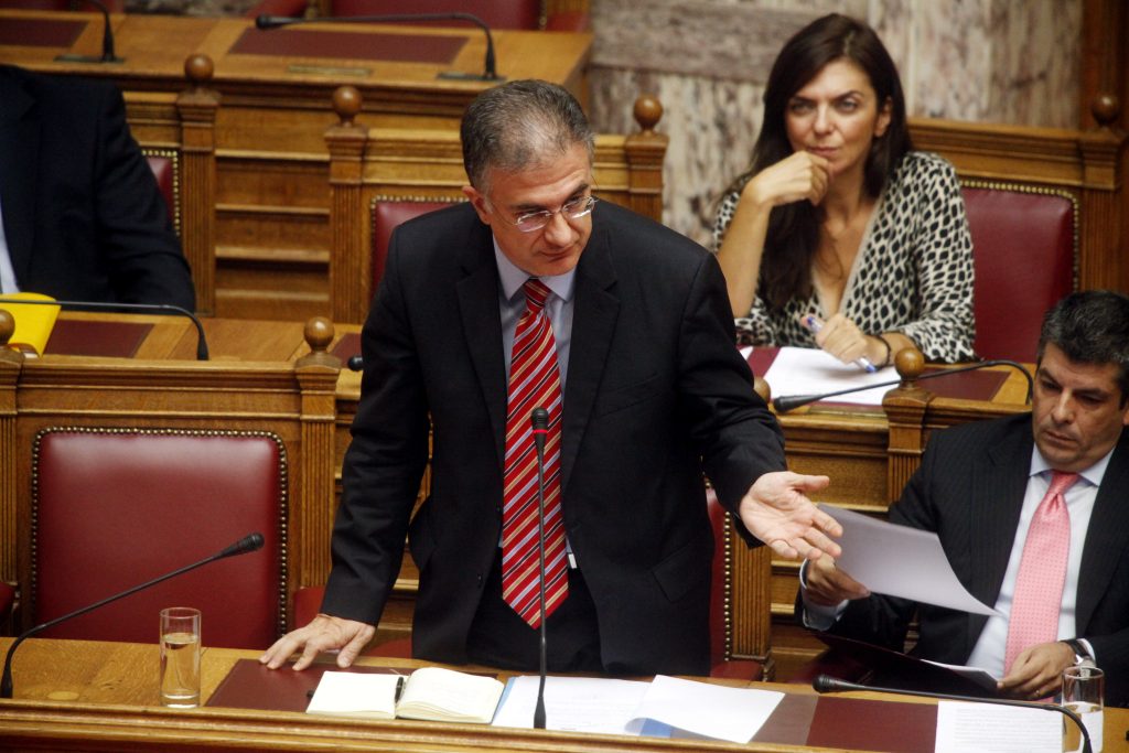 Αιχμές για την λειτουργία του ΣΔΟΕ από τον αρμόδιο υφυπουργό