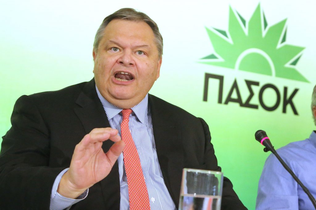 Επιστολή Βενιζέλου προς βουλευτές ΠΑΣΟΚ: Κινητοποιηθείτε!