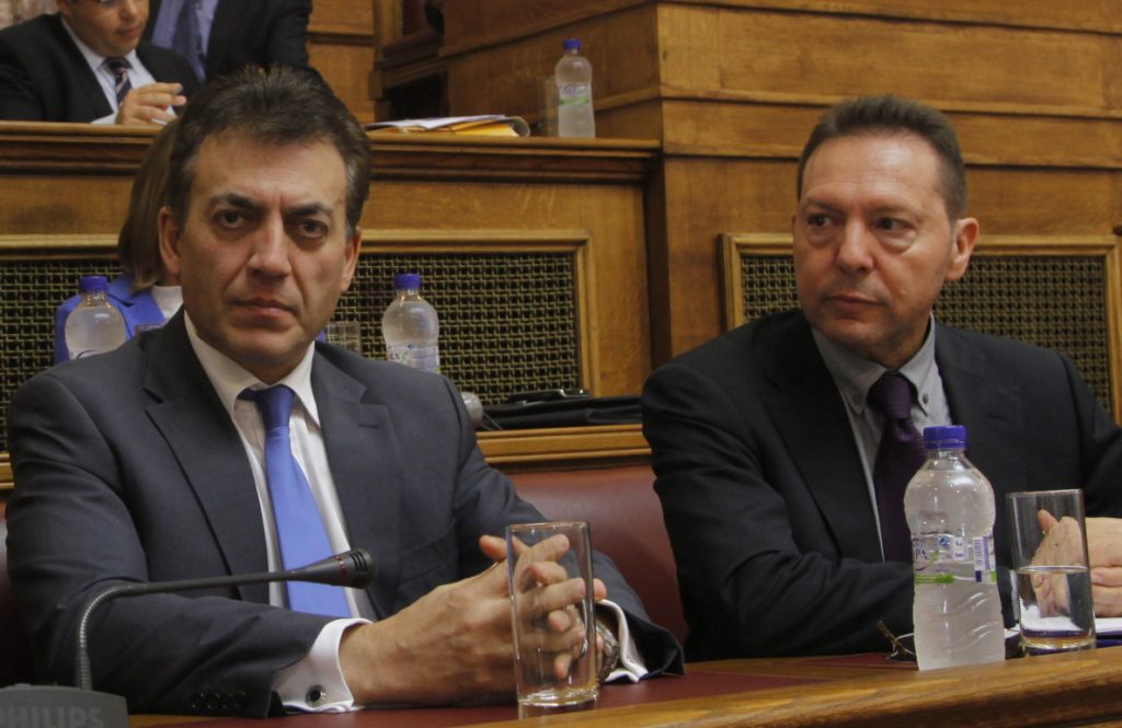 Σκληρές μάχες στην Βουλή για τα μέτρα: Για χούντα μίλησε ο ΣΥΡΙΖΑ – Αν δεν ψηφιστούν να πάρουμε την δόση πάμε για άτακτη χρεοκοπία απάντησε ο ΥΠΟΙΚ