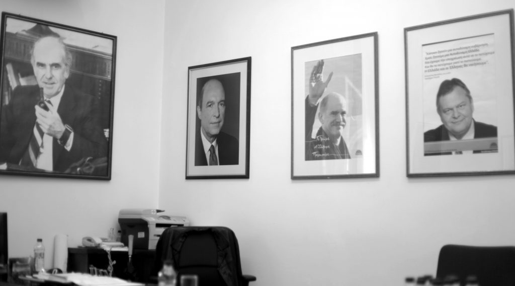ΠΑΣΟΚ: Έμειναν μόνοι Βενιζέλος – Παπανδρέου – Έρχεται ο Πράσινος Τσίπρας;