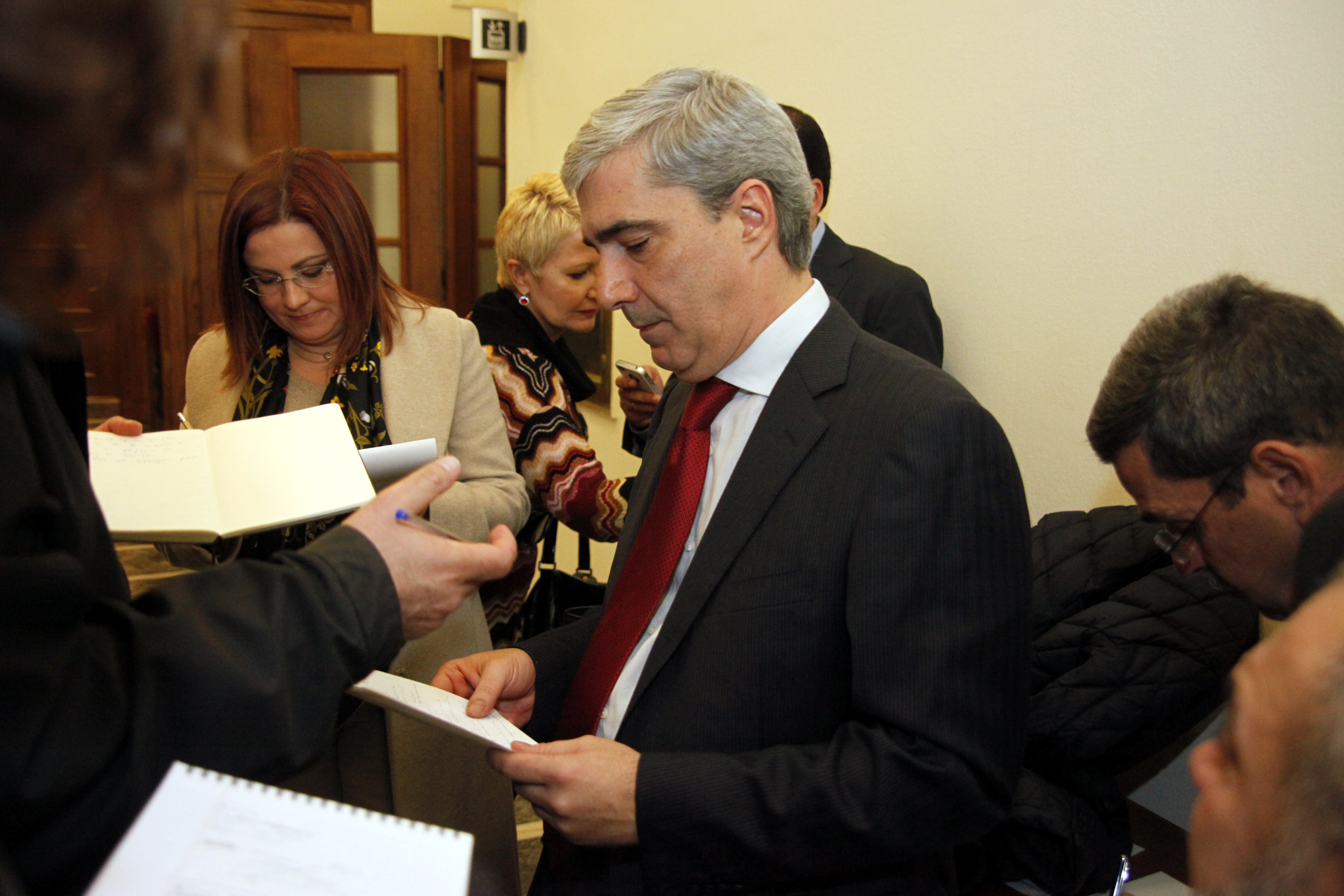 Επίθεση Κεδίκογλου σε Τσίπρα για την συνέντευξη στην Guardian