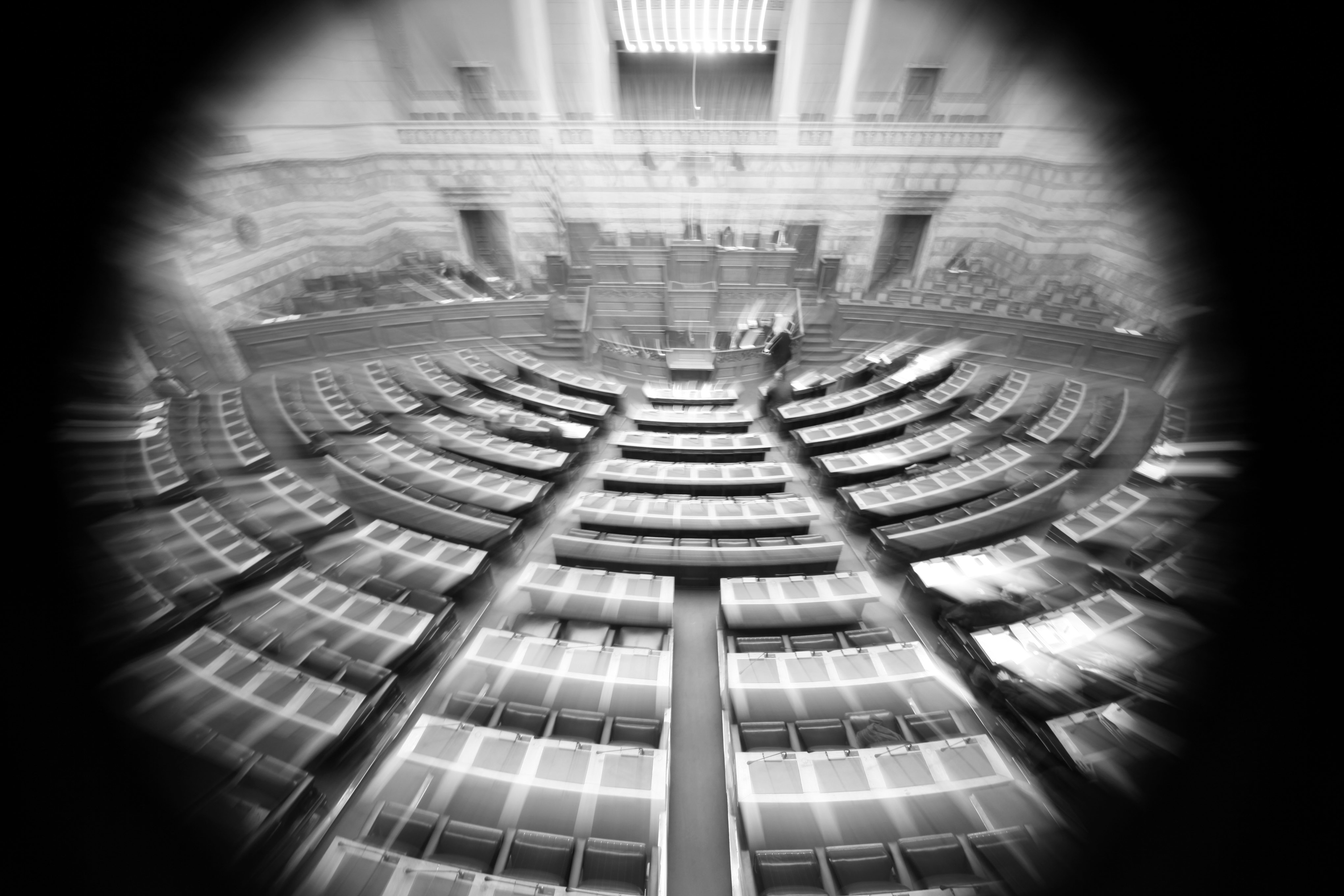 Ο εκλογικός νόμος αποτελεί το κλειδί των πολιτκών εξελίξεων