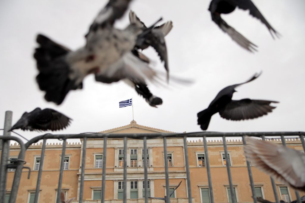 Η τρόικα φτιάχνει νέο κόμμα!