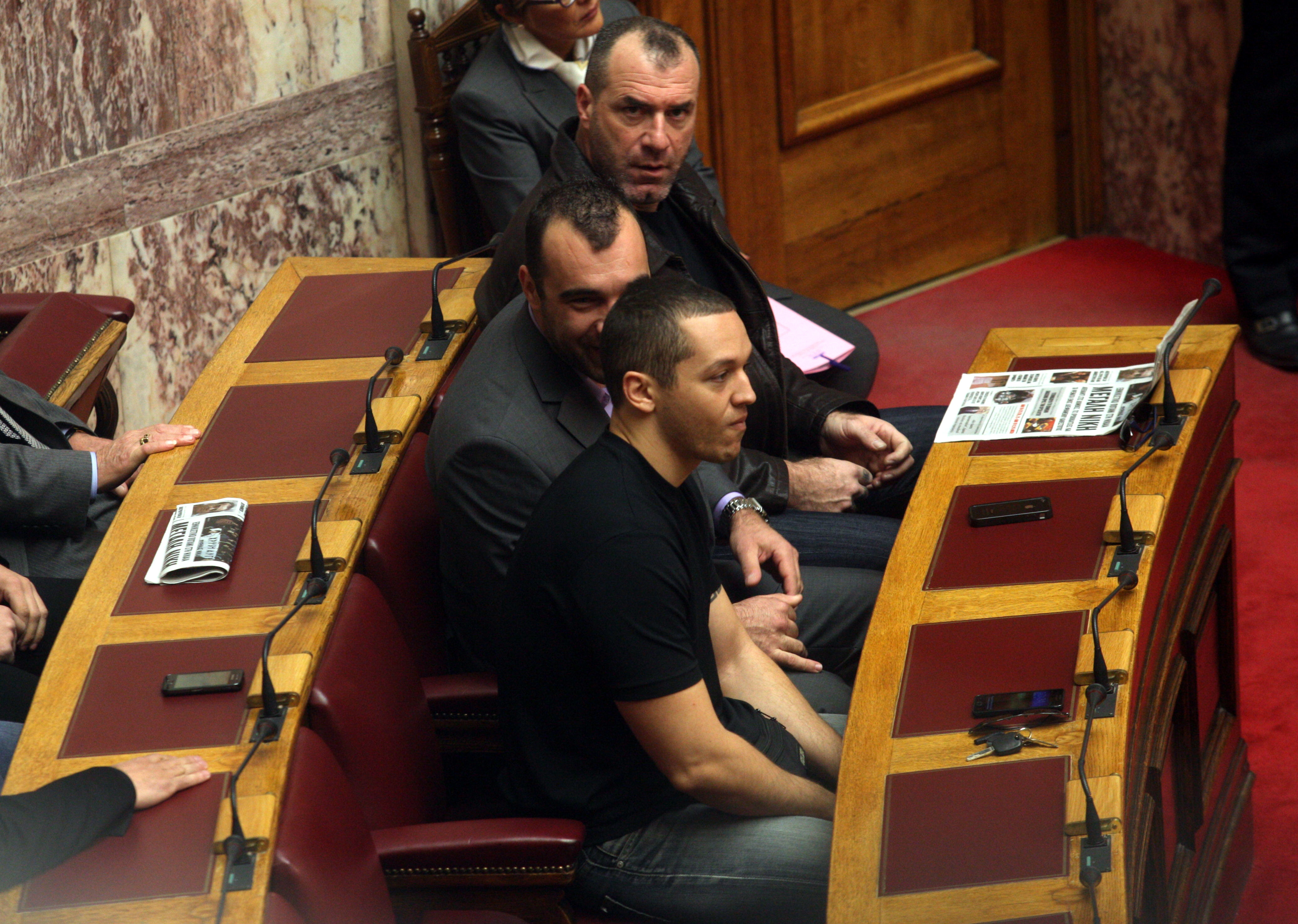 Χρυσή Αυγή: Τροπολογία για φορολόγηση των βουλευτών από το πρώτο ευρώ