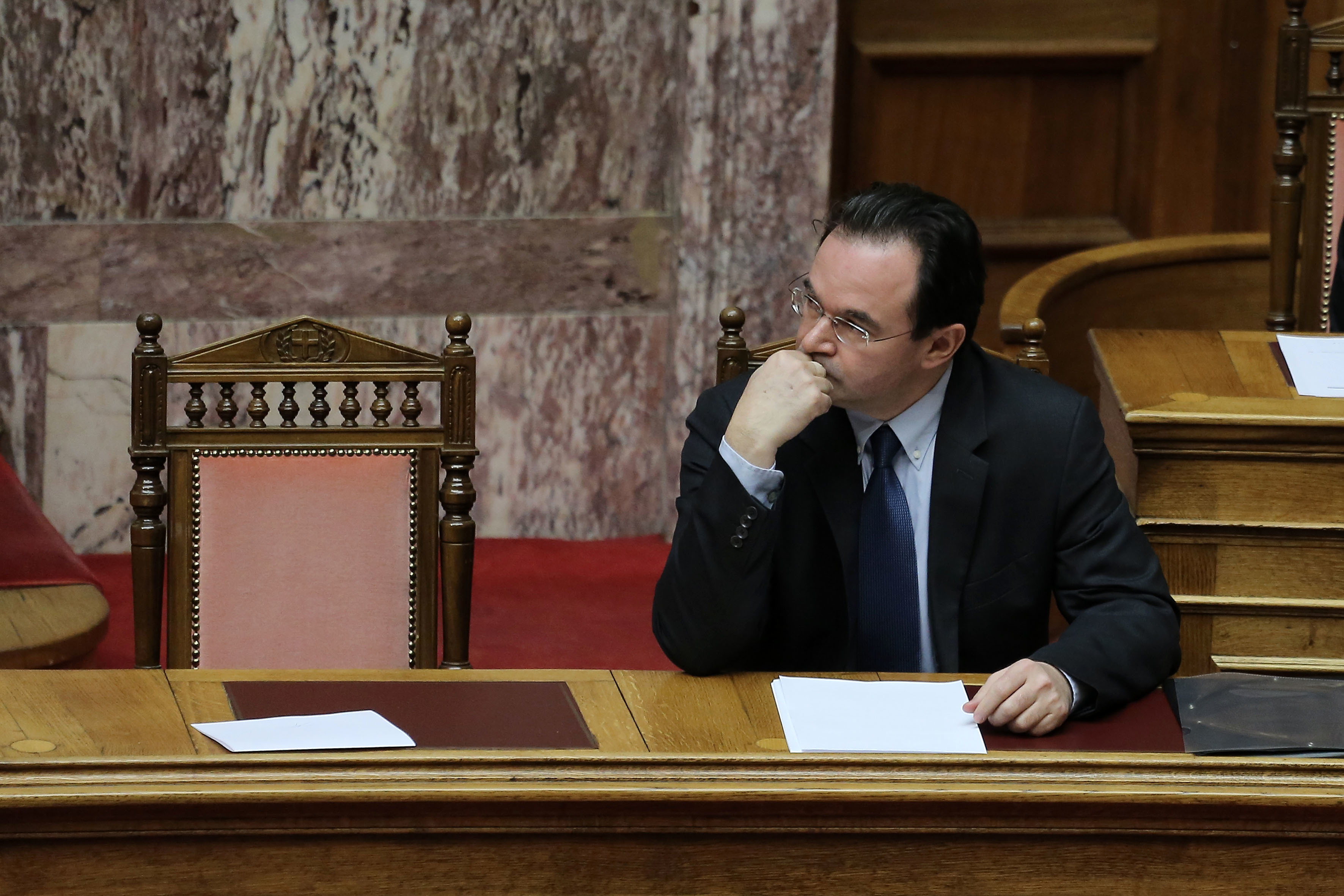 Προανακριτική: Θα ζητηθεί να παραπεμφθεί ο Παπακωνσταντίνου και για το κακούργημα της απιστίας σε βάρος του Δημοσίου!