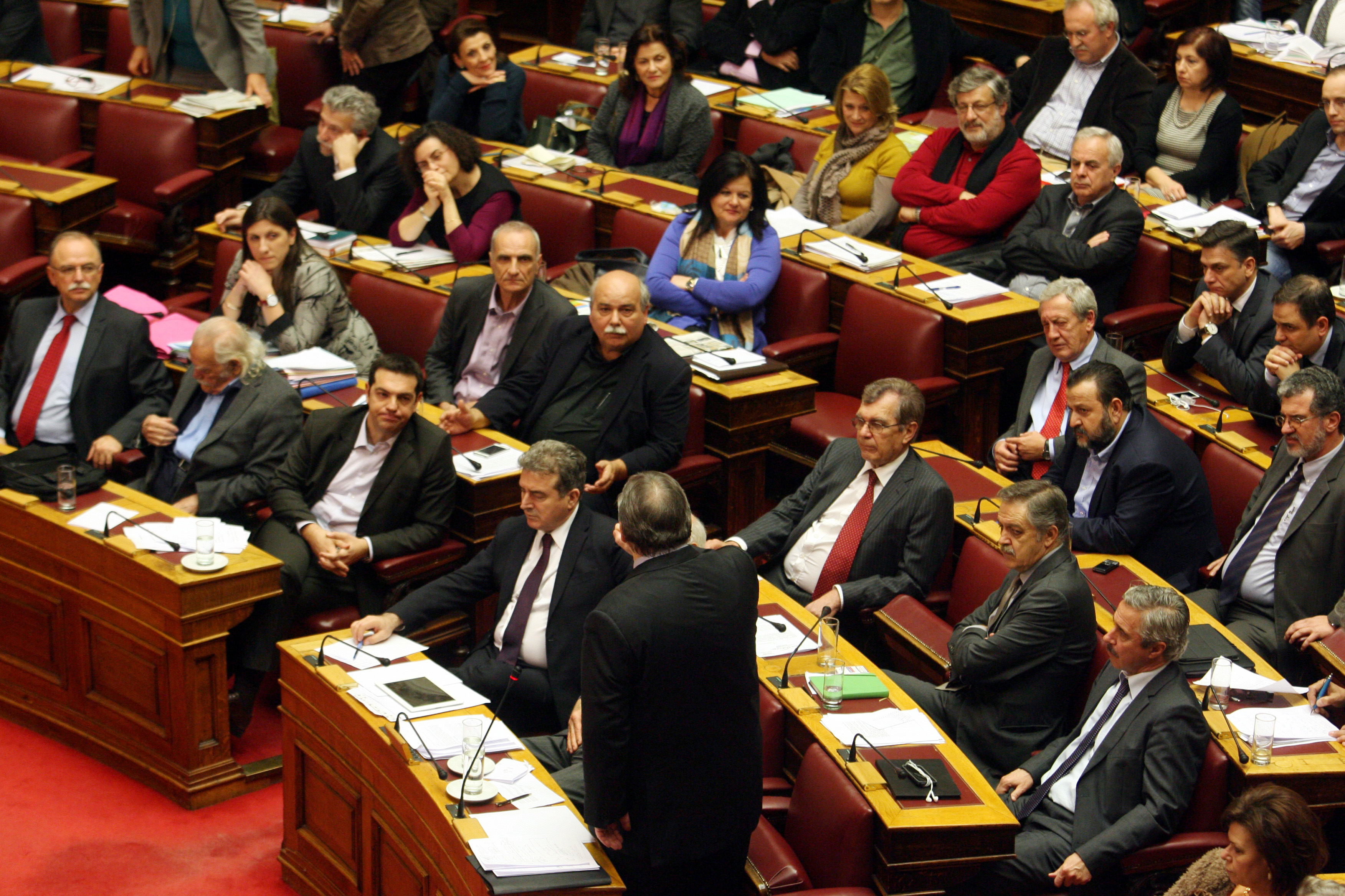 Μαίνεται ο πόλεμος ΣΥΡΙΖΑ – ΠΑΣΟΚ – Σκουρλέτης σε Βενιζέλο: Εσύ είσαι ο αποστάτης όχι ο Τσίπρας!