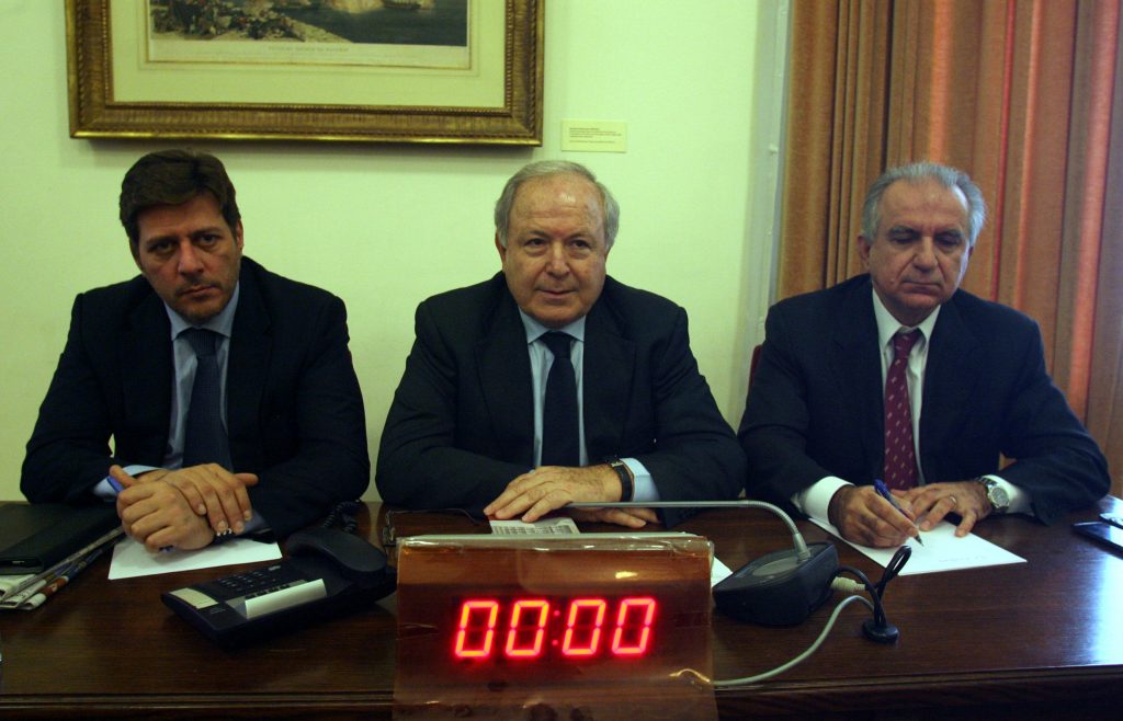 Προανακριτική: Πρέσβης στο Παρίσι και διοικητής της ΕΥΠ οι πρωτοι μάρτυρες;