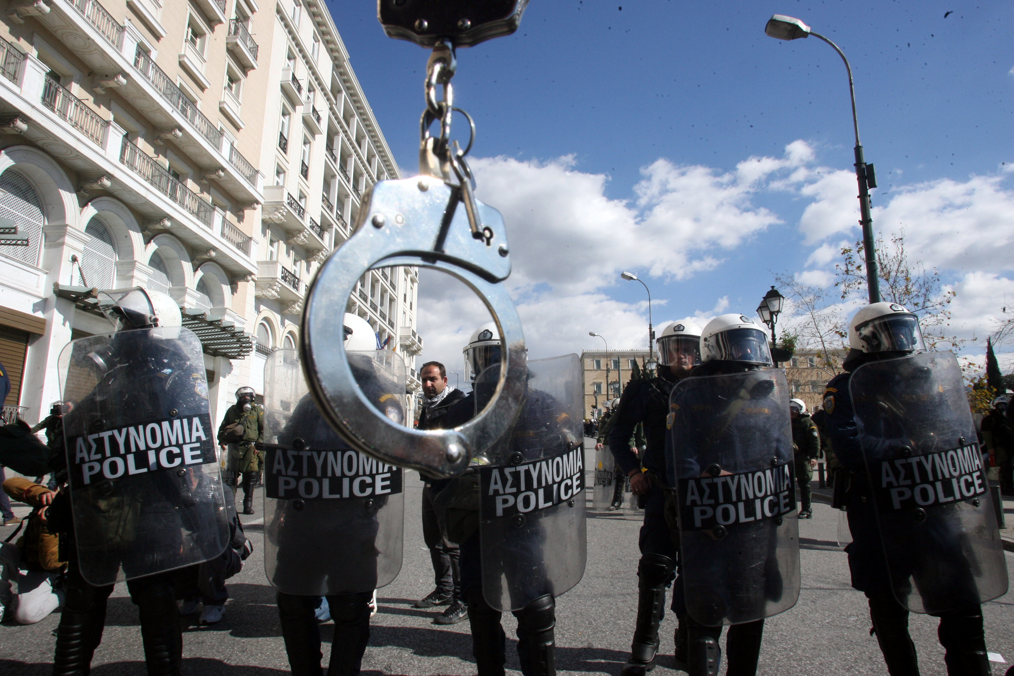 Τον έπιασαν στην Δάφνη για χρέη στο δημόσιο 10 εκατομμυρίων ευρώ